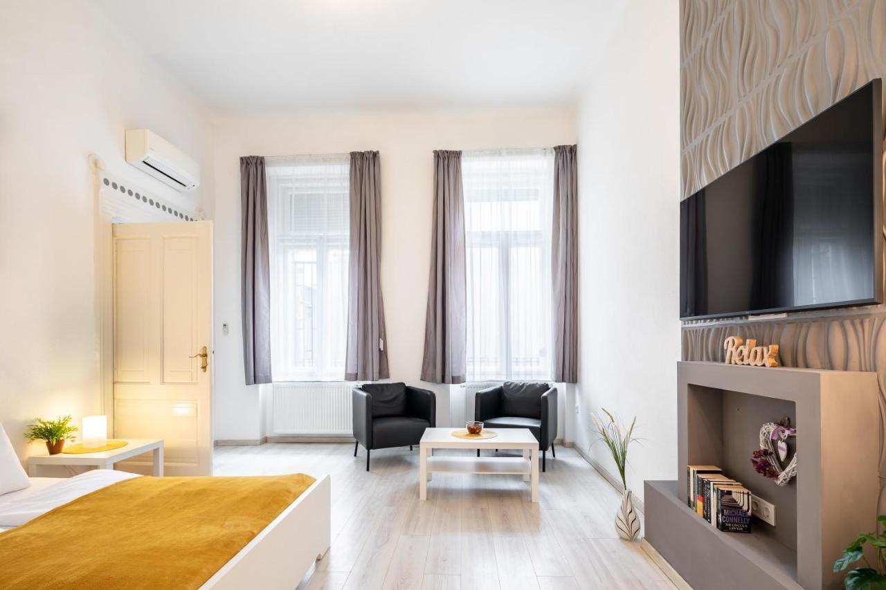 New, High Quality Apartment In The City Center 布达佩斯 外观 照片
