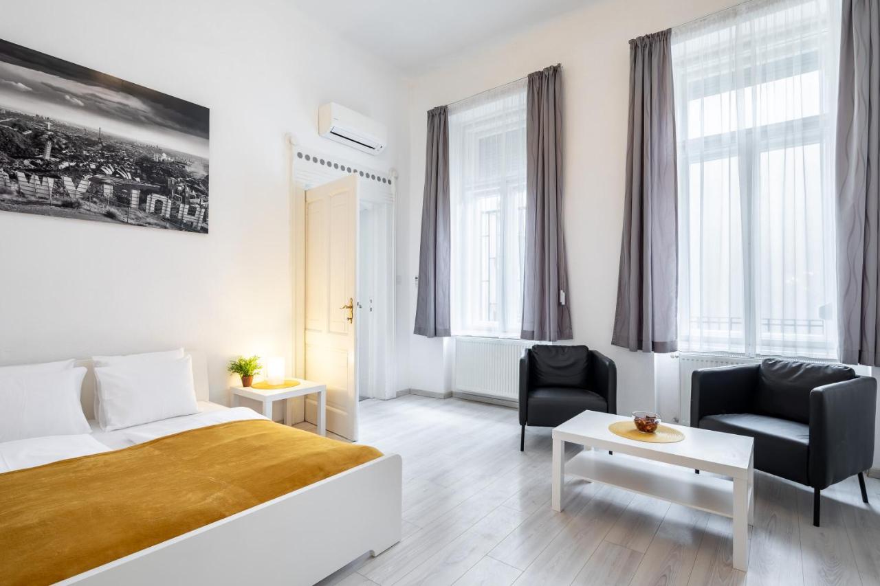 New, High Quality Apartment In The City Center 布达佩斯 外观 照片